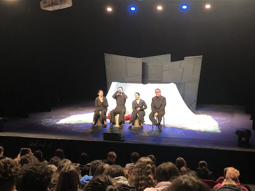 Teatre en català.jpg